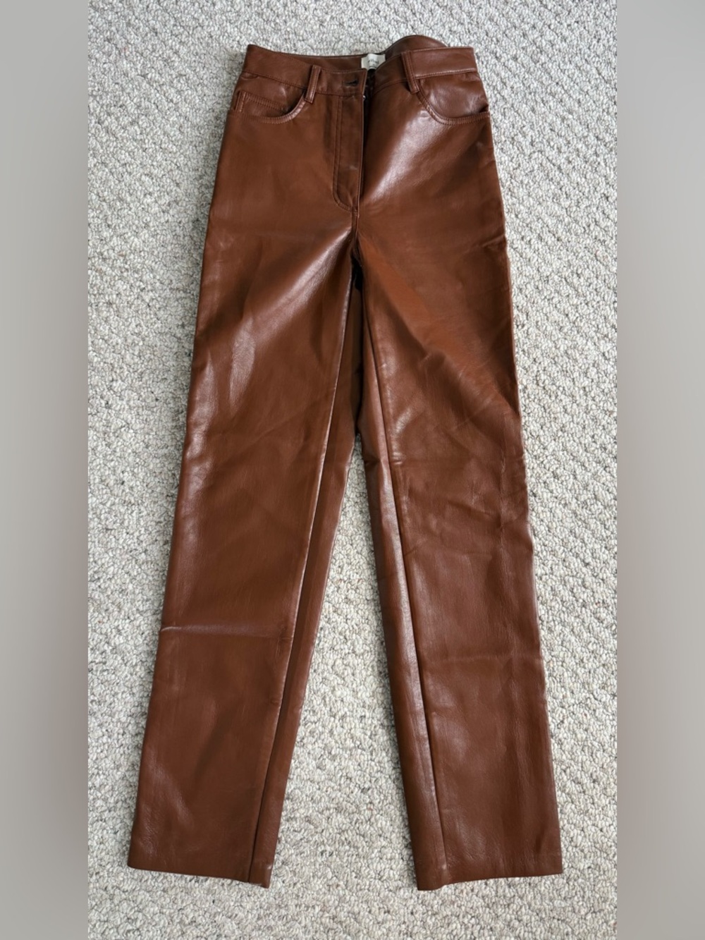 Aritzia’s Wilfred Melina Vegan Faux Leather Pants -Size 4